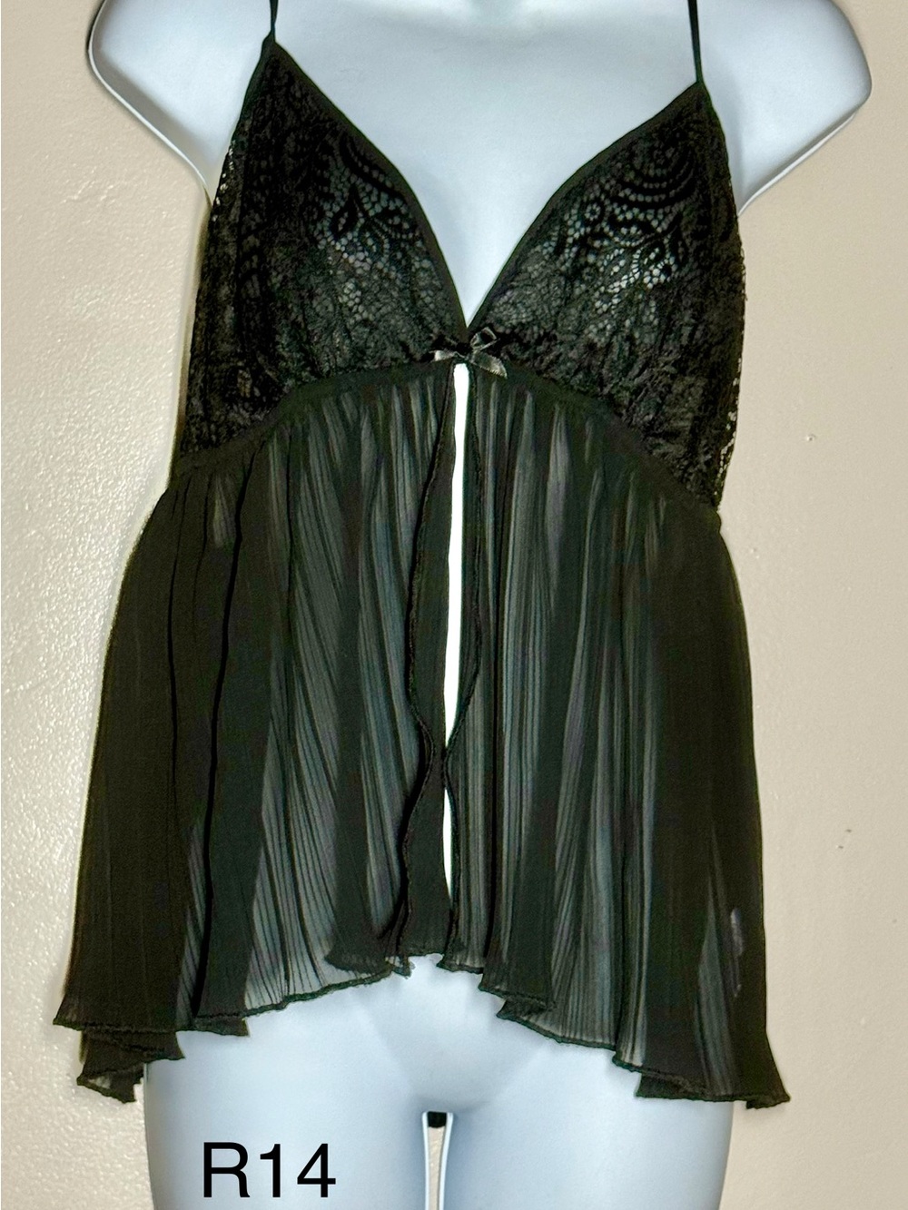 Flora Nikrooz Black Lace & Pleated Sheer Babydoll Chemise